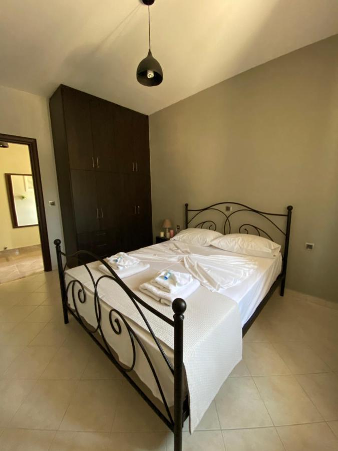 איגומניטסה Villa Gloria Plataria מראה חיצוני תמונה
