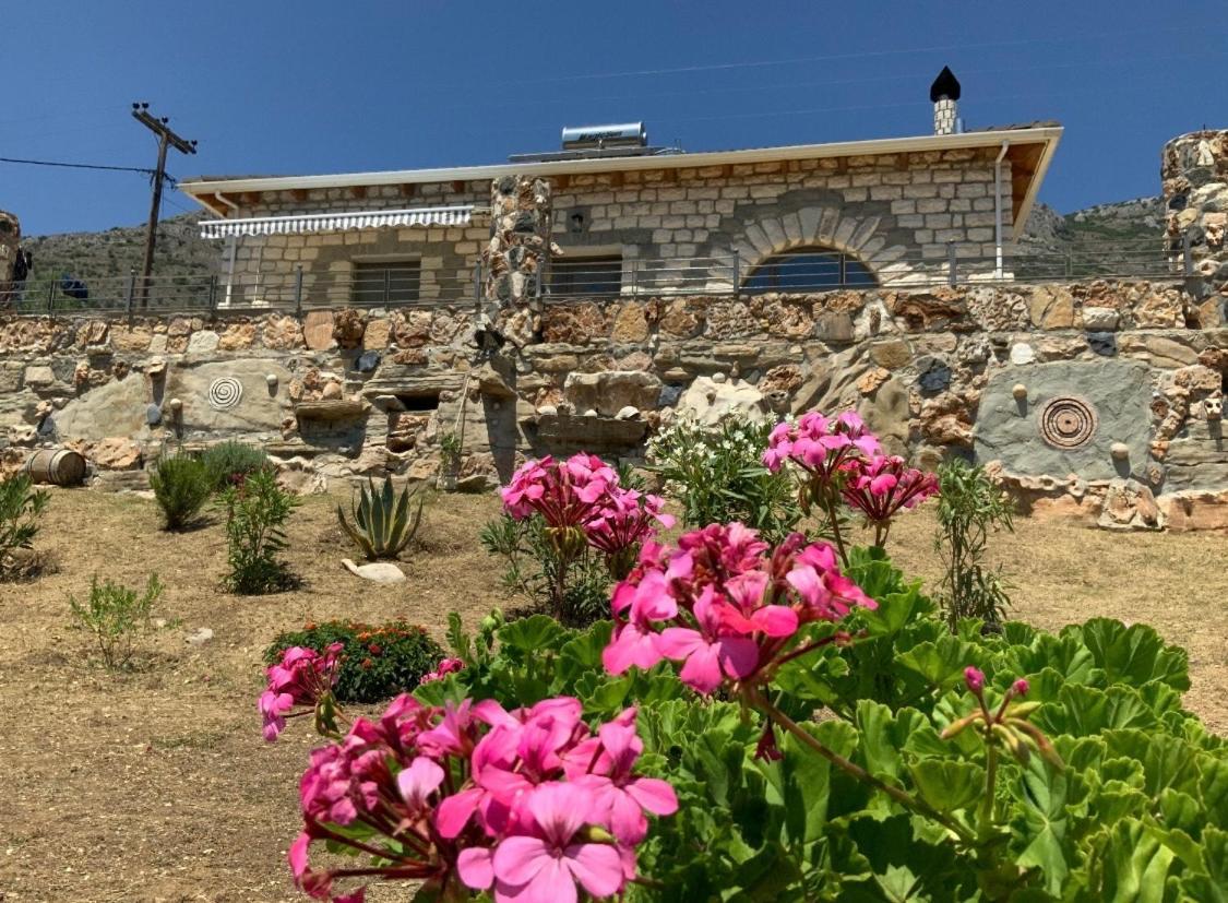 איגומניטסה Villa Gloria Plataria מראה חיצוני תמונה