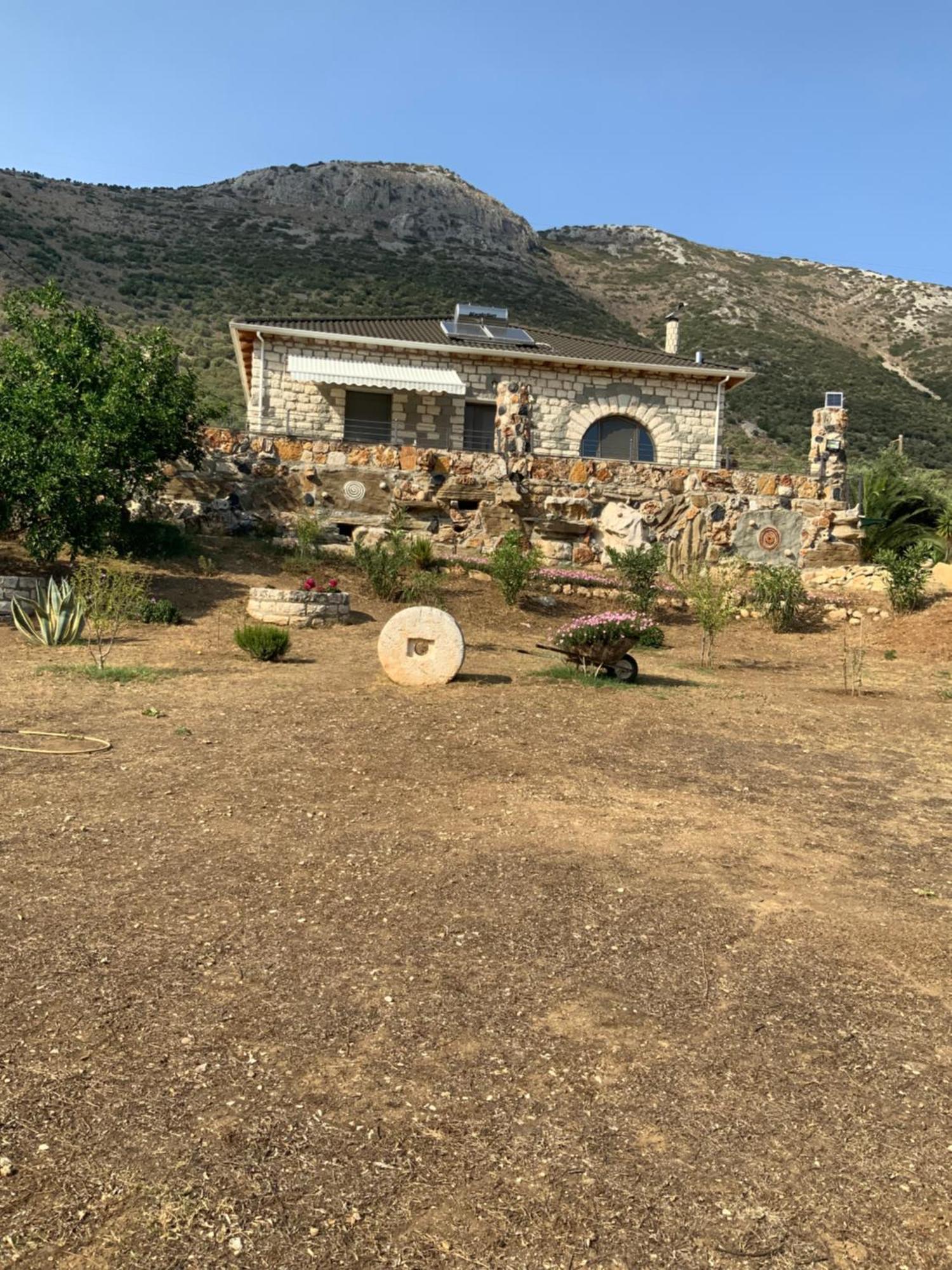 איגומניטסה Villa Gloria Plataria מראה חיצוני תמונה